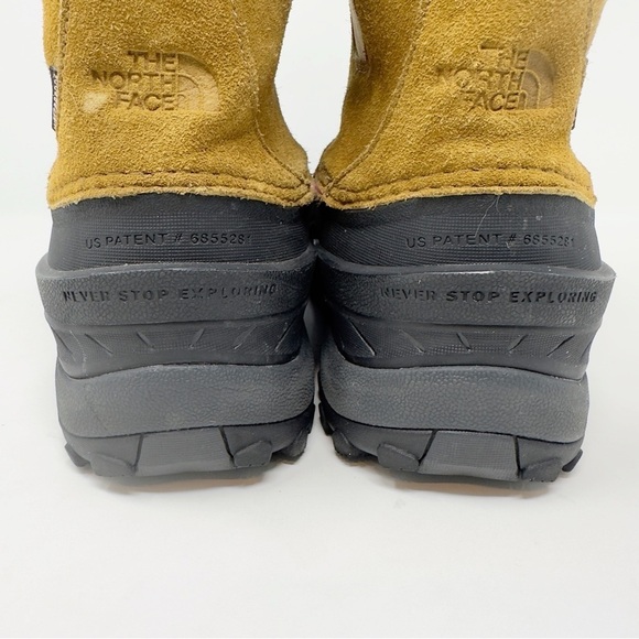 The North Face Chilkat IV Suede Pull-On Boots - Picture 4 of 11